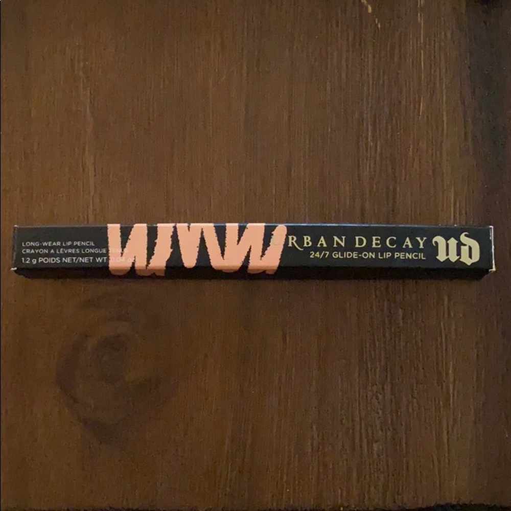 Urban Decay 24/7 Lip Pencil - Walk of Shame